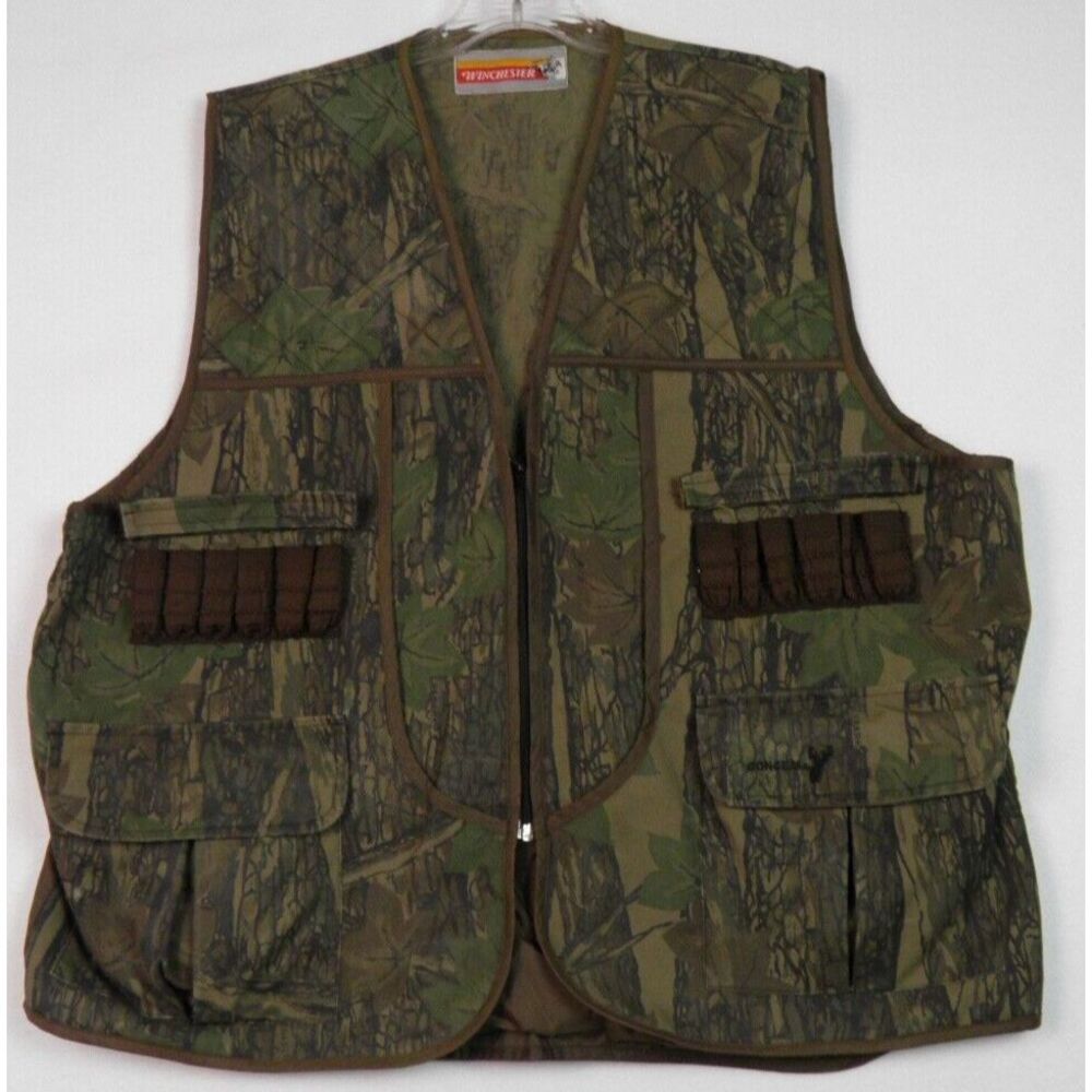 Vintage‎ Winchester Camo Hunting Vest Zip Up Quilted Pockets Canvas